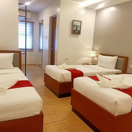 Inncity Hotel Калбайог Екстер'єр фото